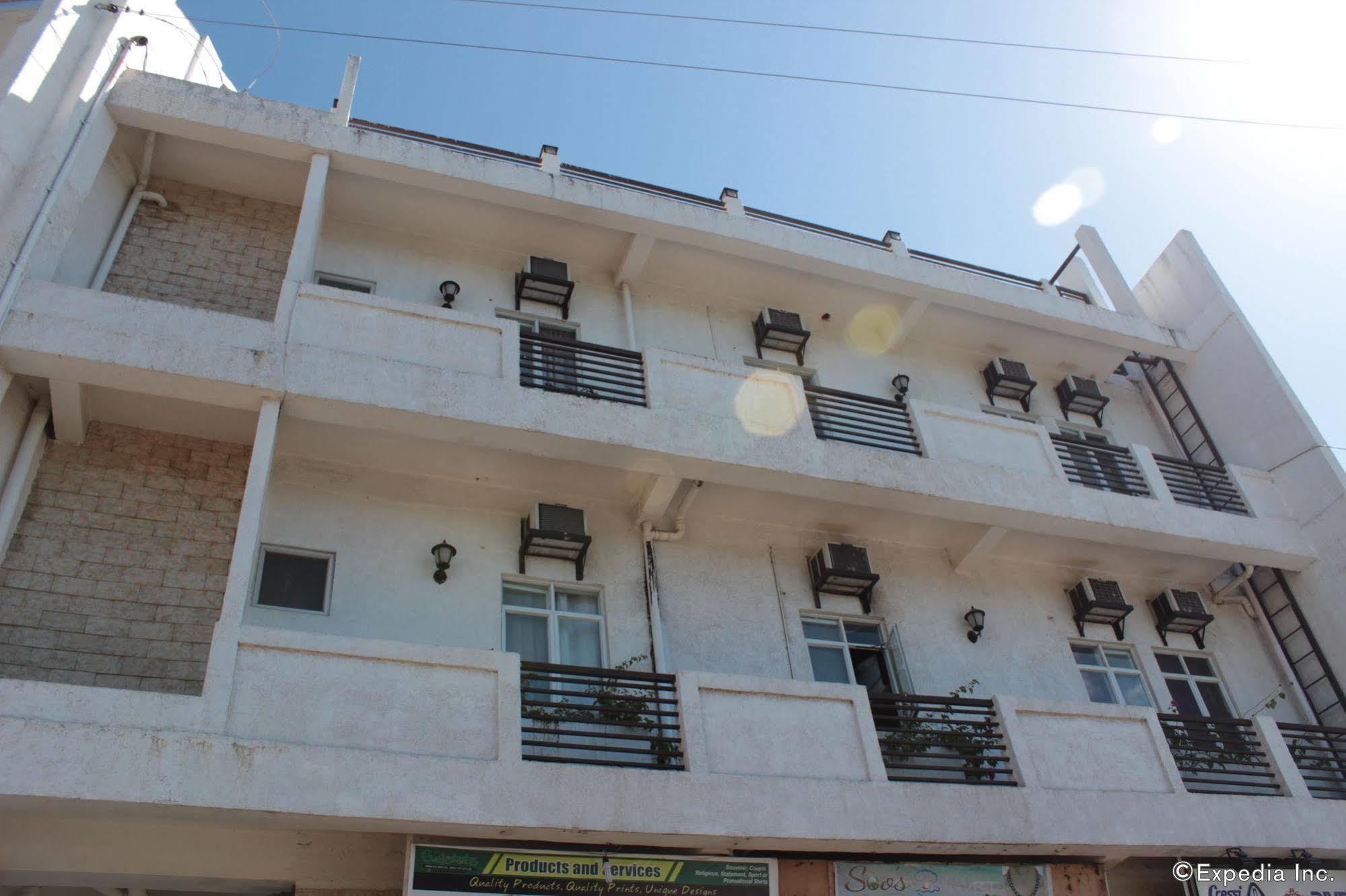 Sea Horse Guest House Корон Екстериор снимка